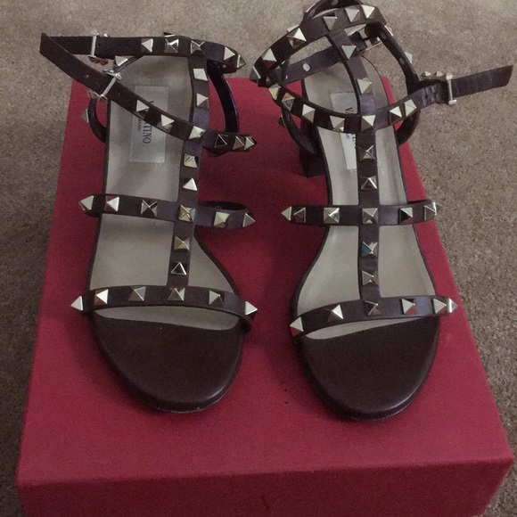 Valentino Garavani Shoes - Authentic Valentino beauties